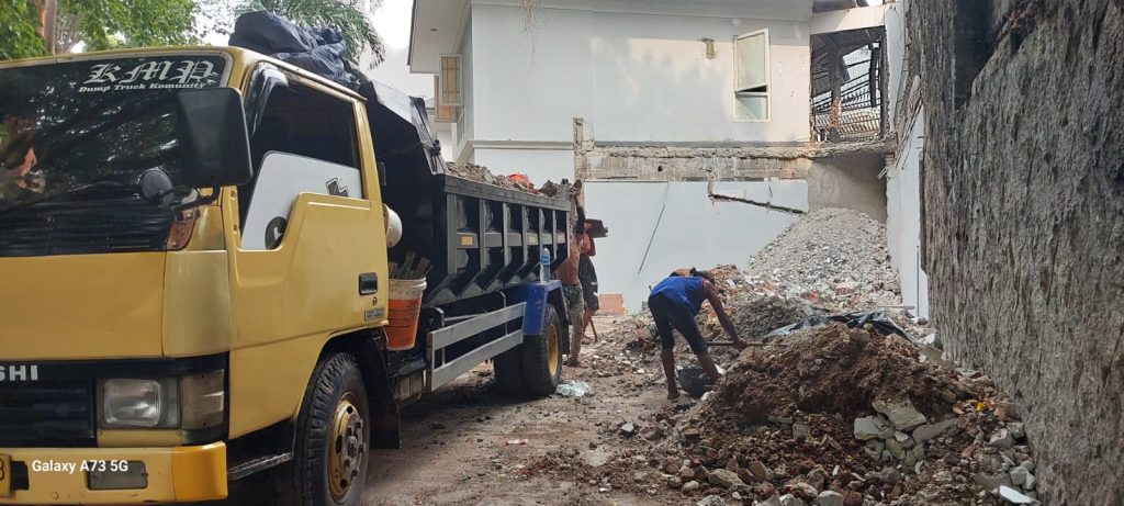 harga jasa buang puing Bekasi