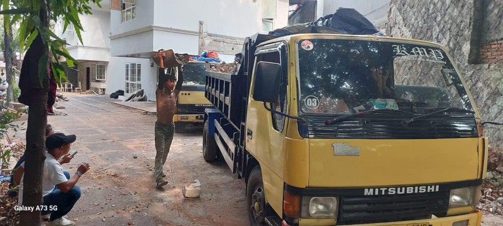 harga jasa buang puing Bekasi